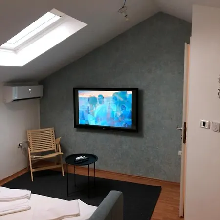 게스트하우스 Old Court Palace *