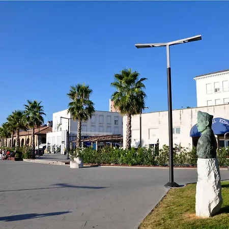 게스트하우스 Old Court Palace